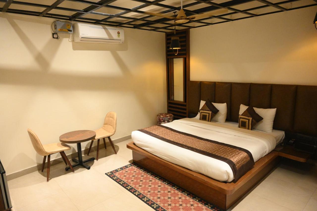 Hotel Grand Kailash,Kotdwara Екстер'єр фото
